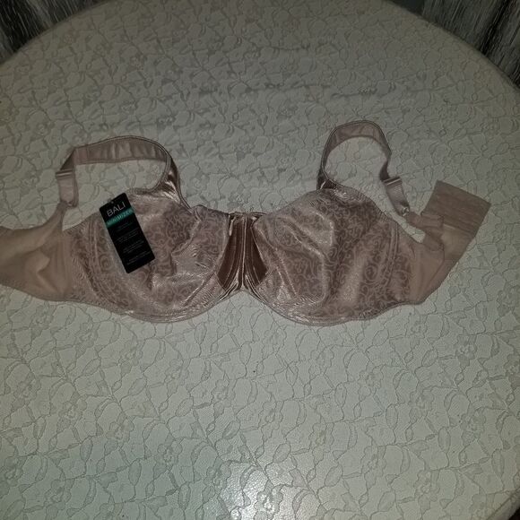 BALI satin tracings minimizer underwire bra style 3562 NWT - Picture 8 of 10